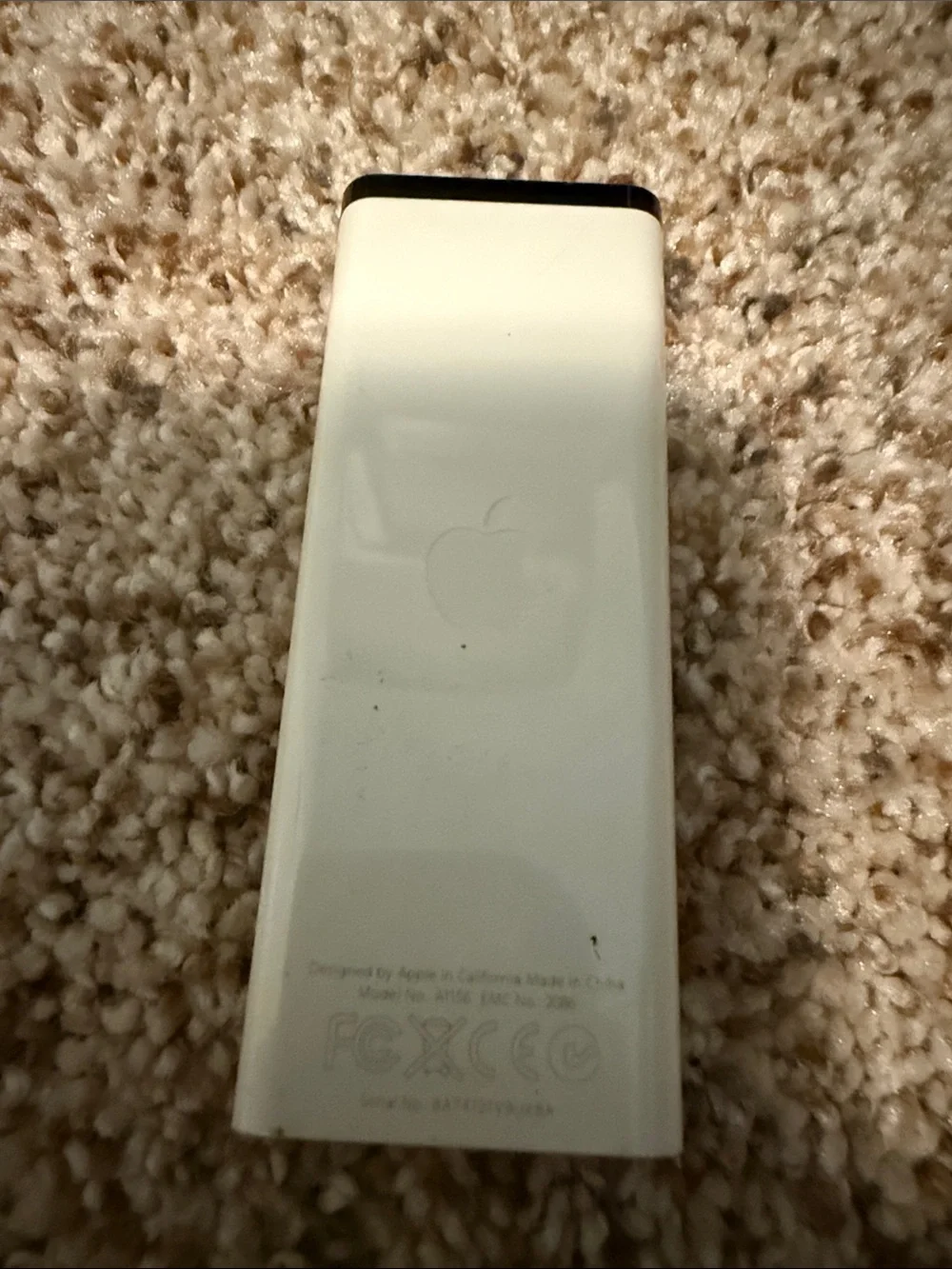 2007 Apple Universal Dock (Model A1256) with Apple IR remote